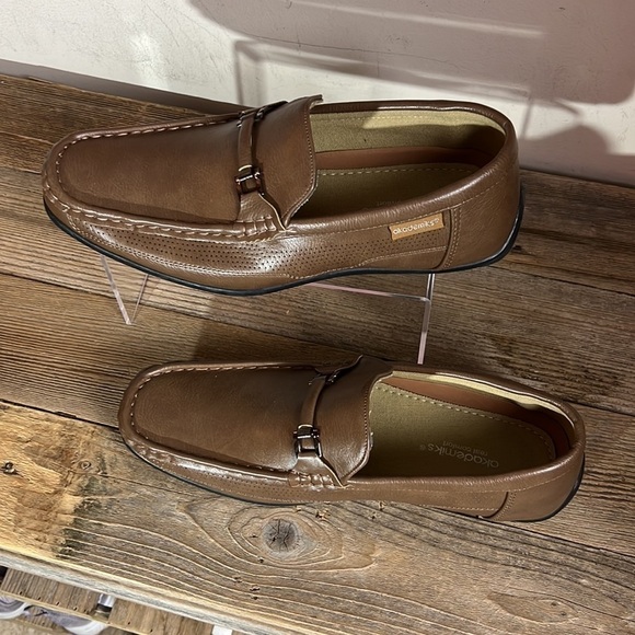 Akademiks brown stride slip on loafer. Size 13. NWOT. - Picture 3 of 6